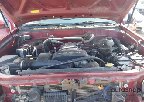 2002 Toyota Sequoia Sr5 V8 z USA, uszkodzony, nr VIN 5TDZT34A02S079690